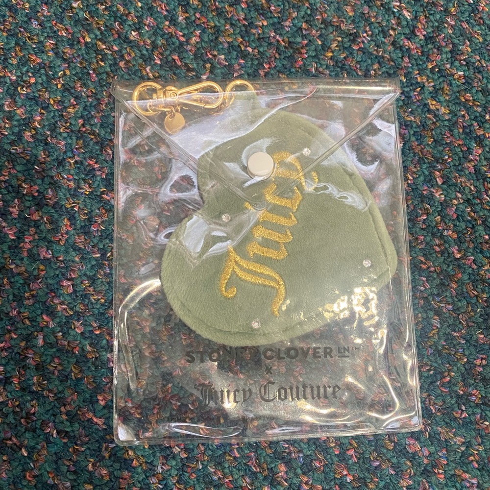 Stoney Clover Lane x Juicy Couture “Smells like Couture” Heart Keychain